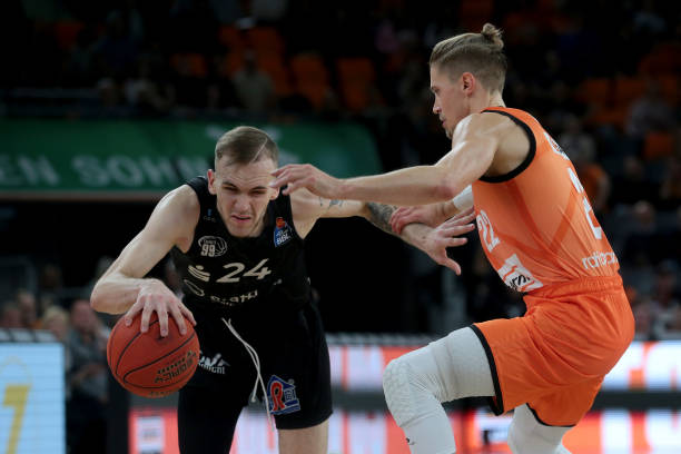 仅依靠葡萄 仅依靠葡萄