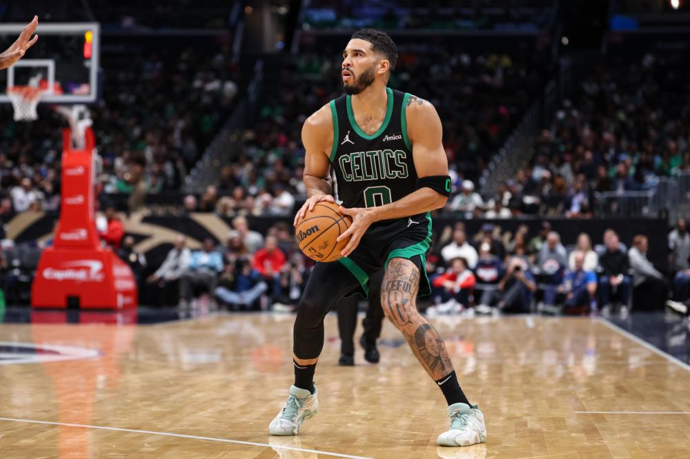 年轻球员暂 年轻球员暂