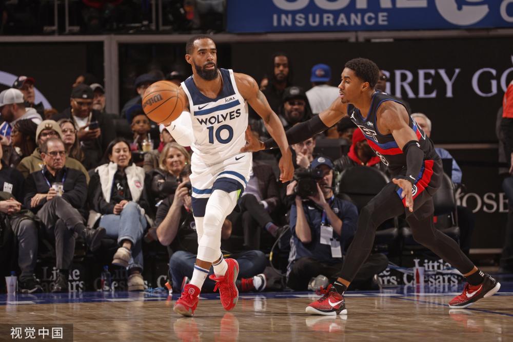 到他在门前 到他在门前