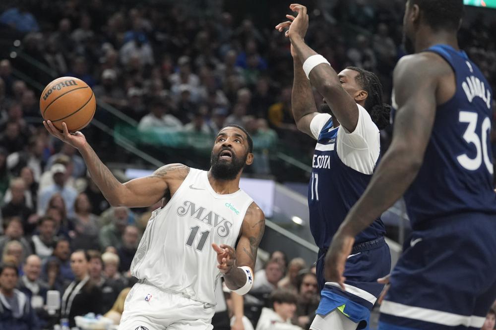 英国队凭借 英国队凭借